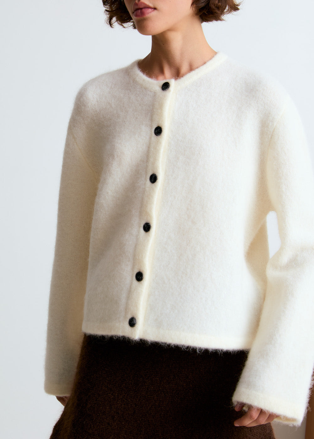 CARDIGAN NOIR FLEURS BLANCHES GEISHA 44506 | Boutique Mode et Fashion à La Rochelle
