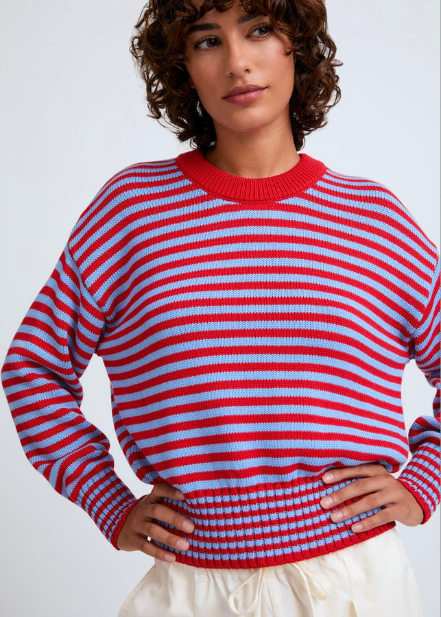 Naomi mesure 1m70 et porte une taille XS.