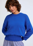 Naomi mesure 1m70 et porte une taille XS.