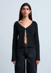 Rebecca mesure 1m78 et porte une taille 3