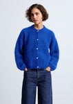 Lala mesure 1m74 et porte une taille 3.