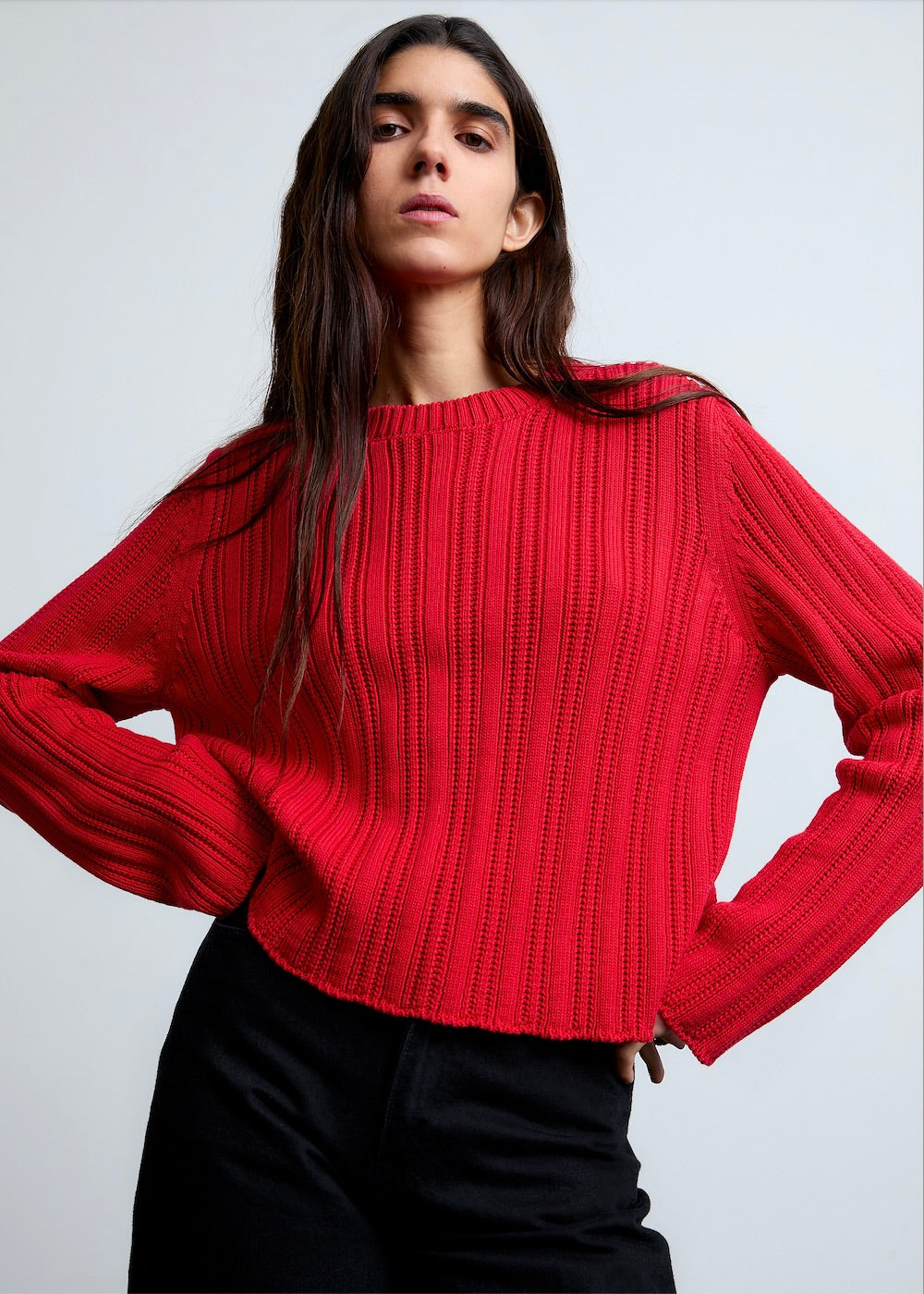 Rebecca mesure 1m78 et porte une taille 3