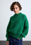 Lala mesure 1m74 et porte une taille 1.