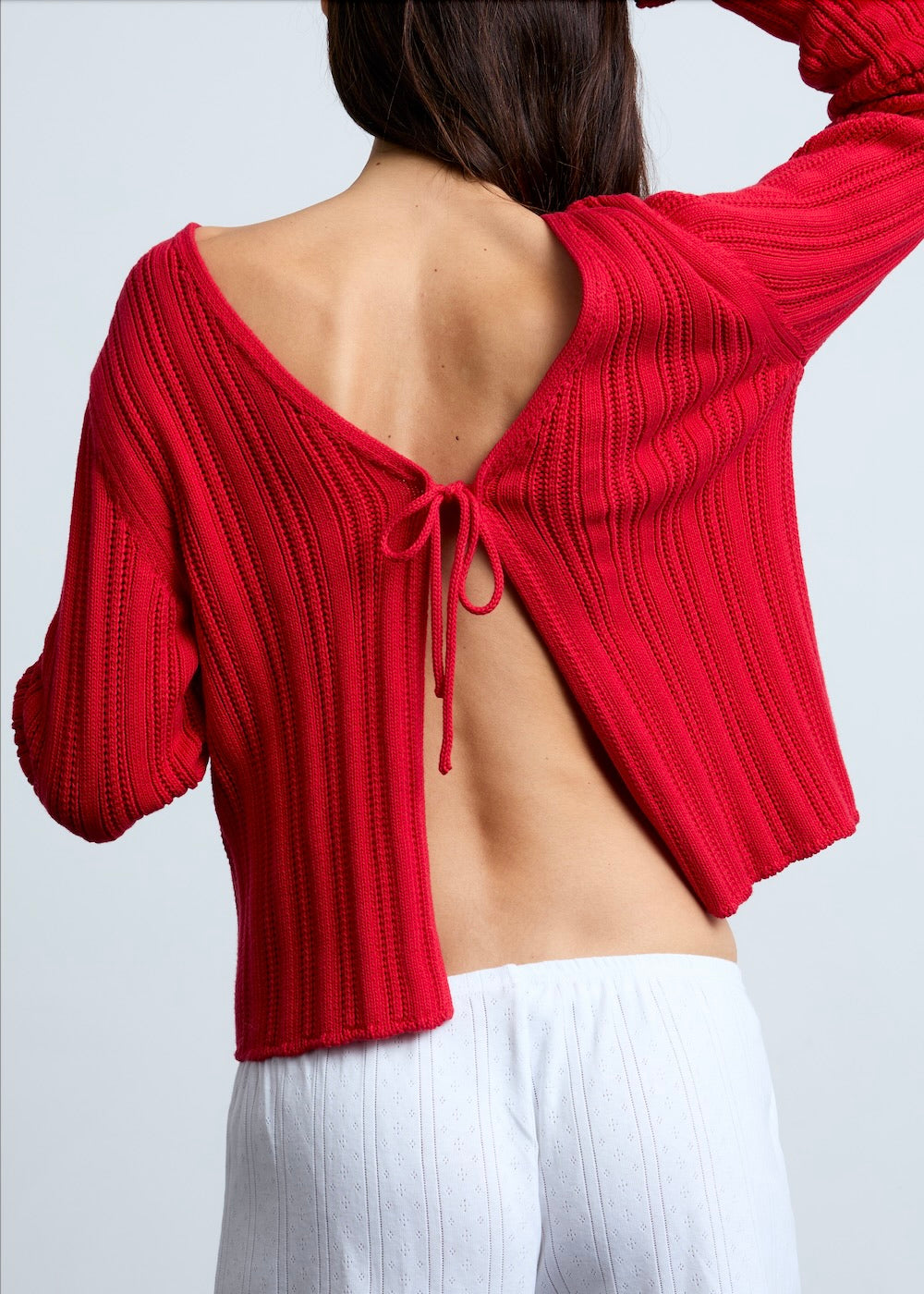 Rebecca mesure 1m78 et porte une taille 3
