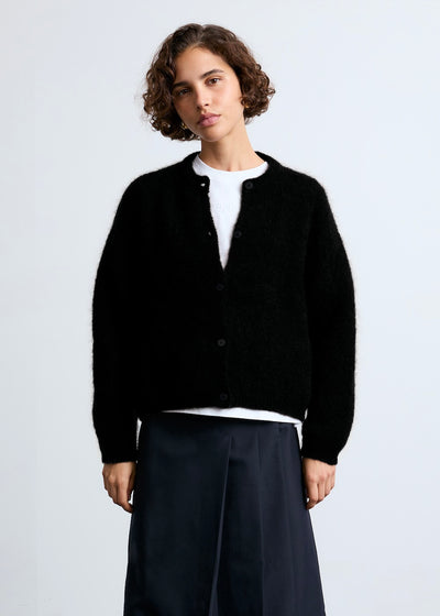 Lala mesure 1m74 et porte une taille 3.