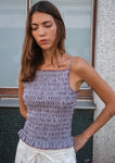 Leyla mesure 1m73 et porte une taille S