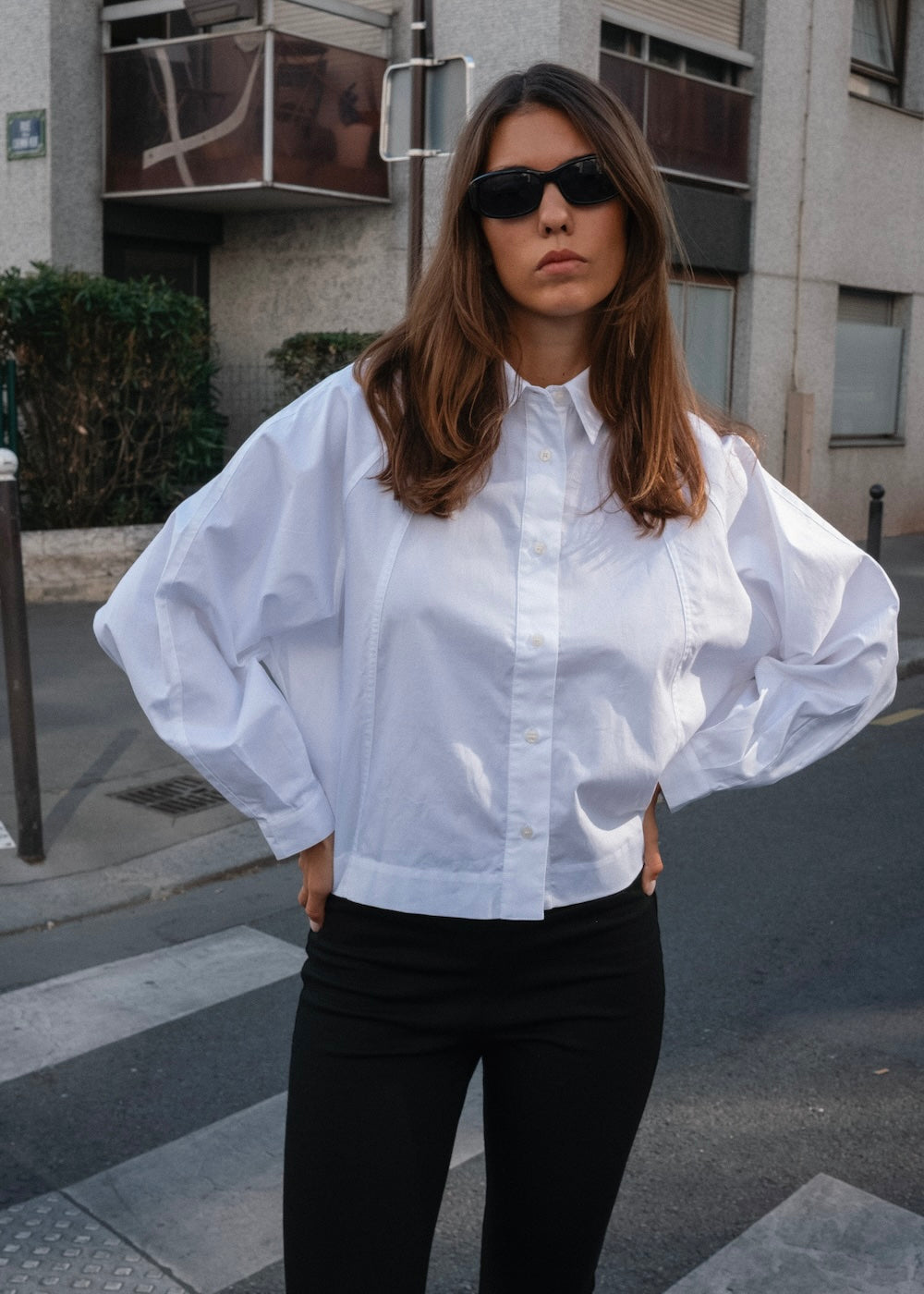 Leya mesure 1m73 et porte une taille S