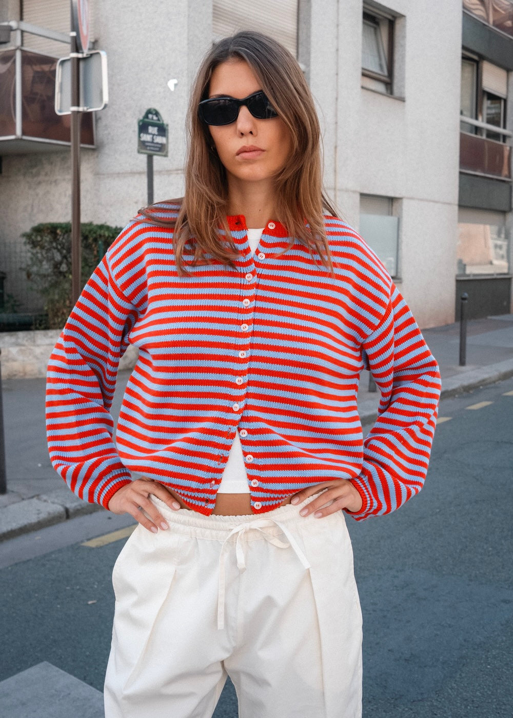 Leyla mesure 1m73 et porte une taille S