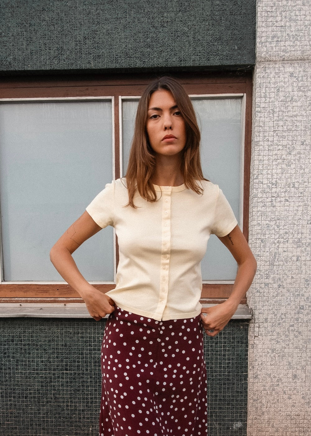 Leyla mesure 1m73 et porte une taille S