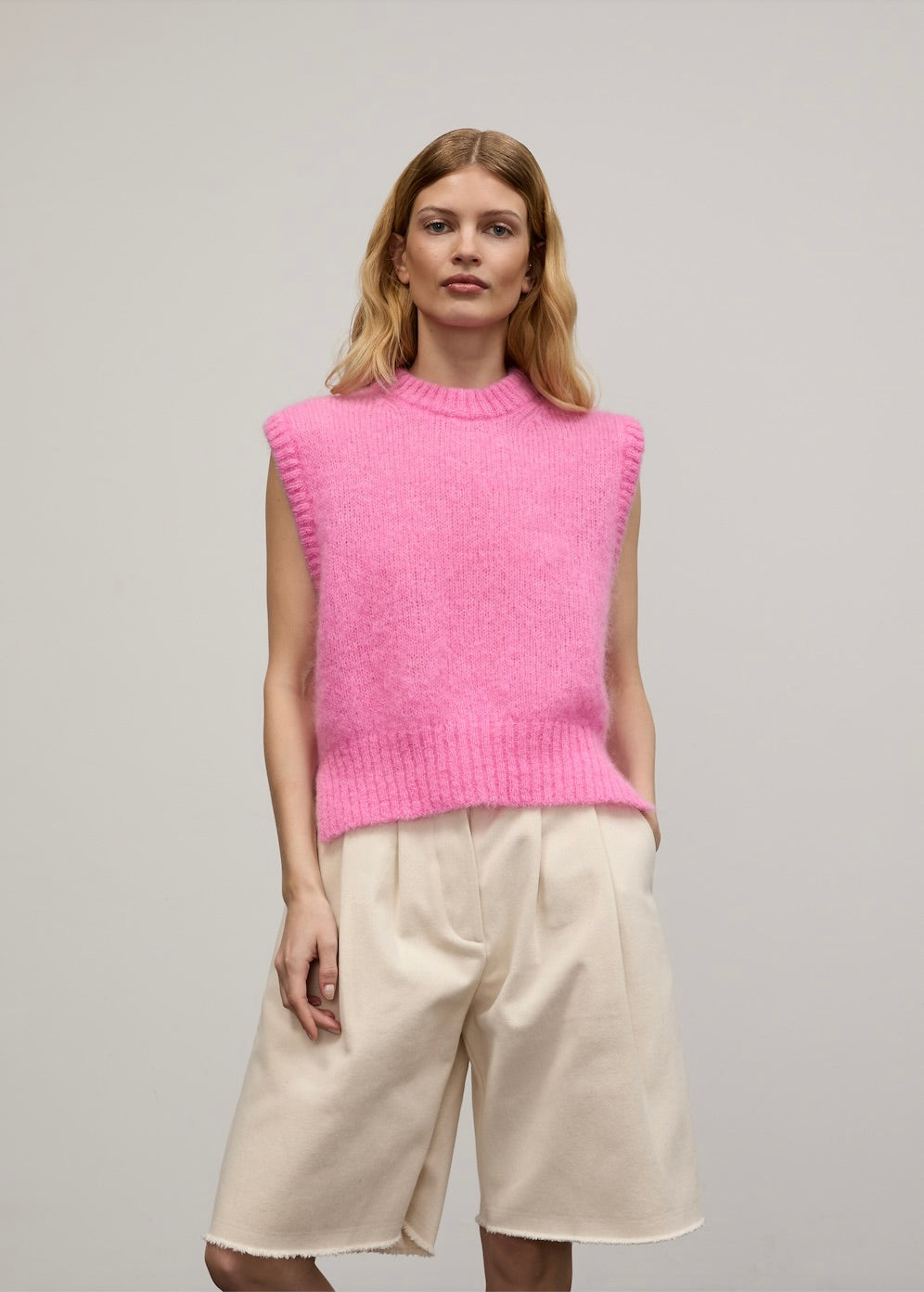 Irene mesure 1m70 et porte une taille 2