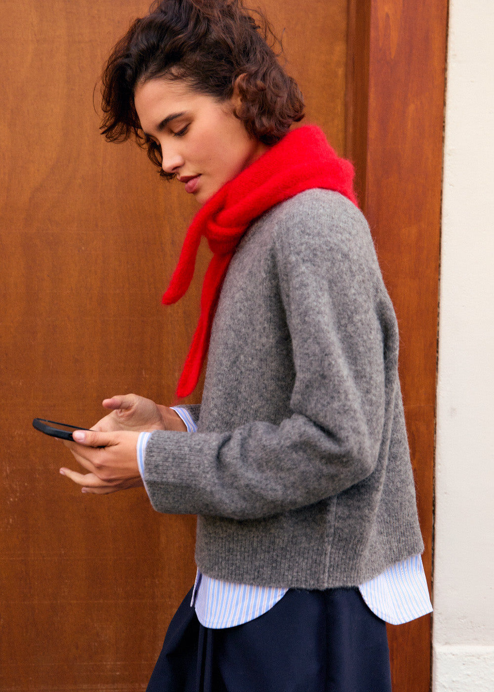 Lala mesure 1m74 et porte une taille S.