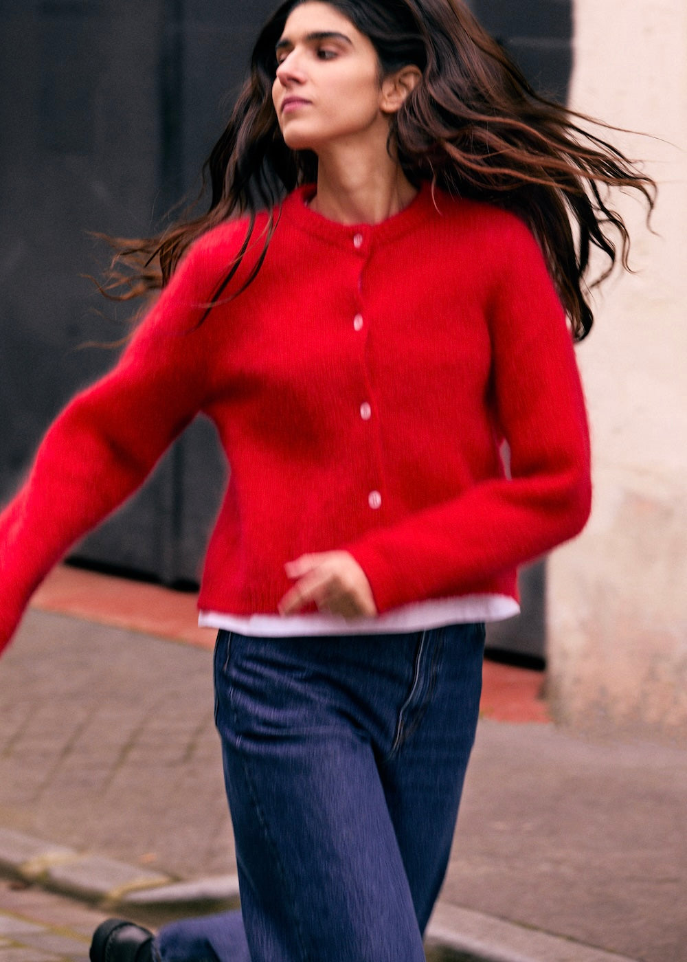 Rebeca mesure 1m78 et porte une taille 3