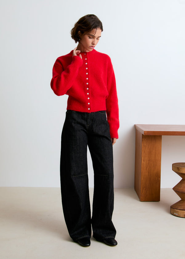 Lala mesure 1m74 et porte une taille S.