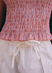 Leya mesure 1m73 et porte une taille S
