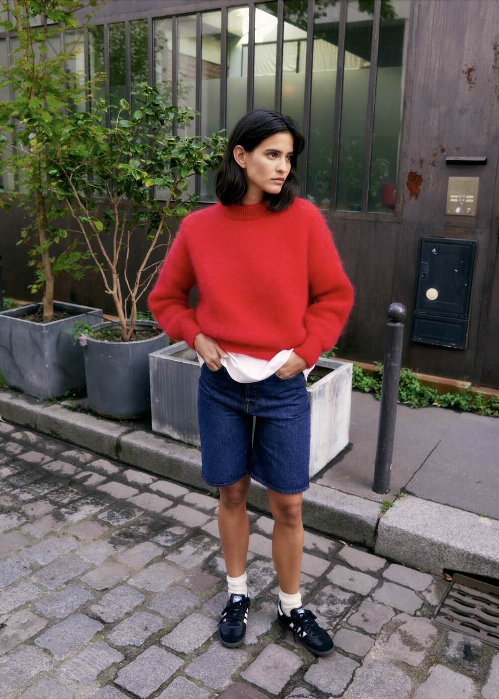 Pilar mesure 1,70m et porte une taille 2