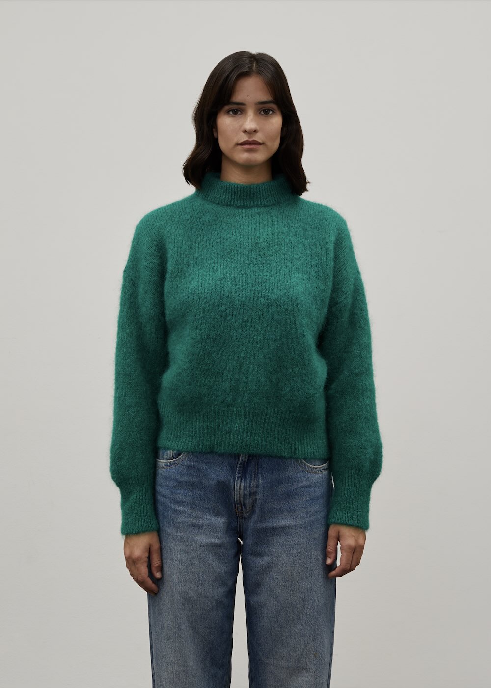 Pilar mesure 1,70m et porte une taille 2